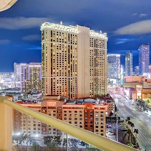 Hotel Lucky Gem Penthouse & Luxury At Signature Resort, Balcony Strip View 1607 *****