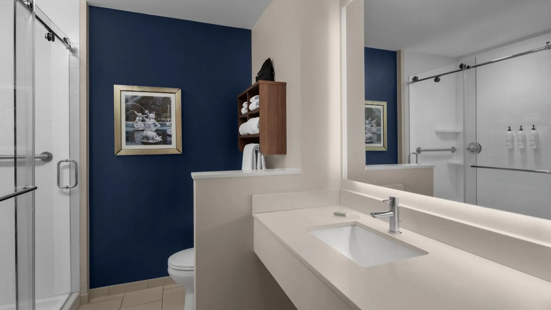 Hotel Fairfield Inn & Suites By Marriott Savannah Downtown Historic District