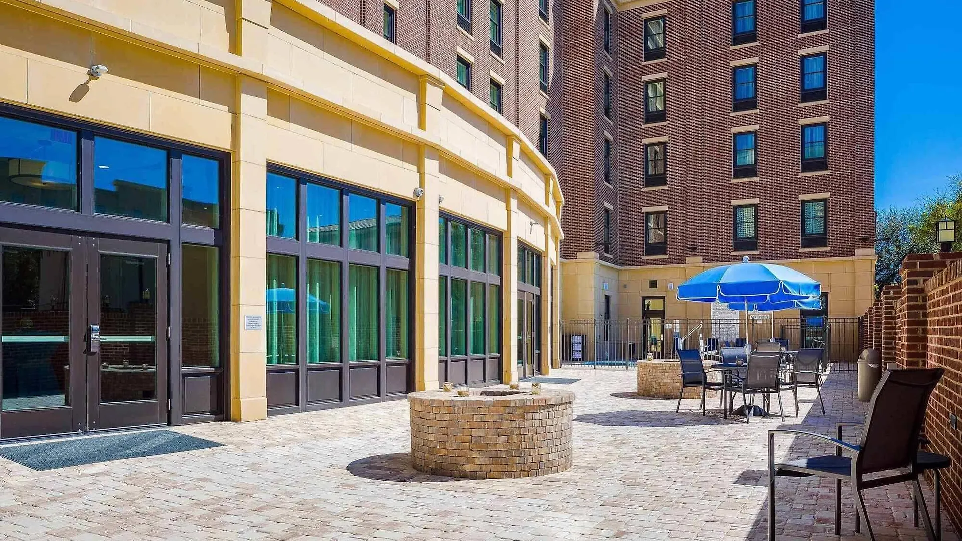 Hotel Fairfield Inn & Suites By Marriott Savannah Downtown Historic District